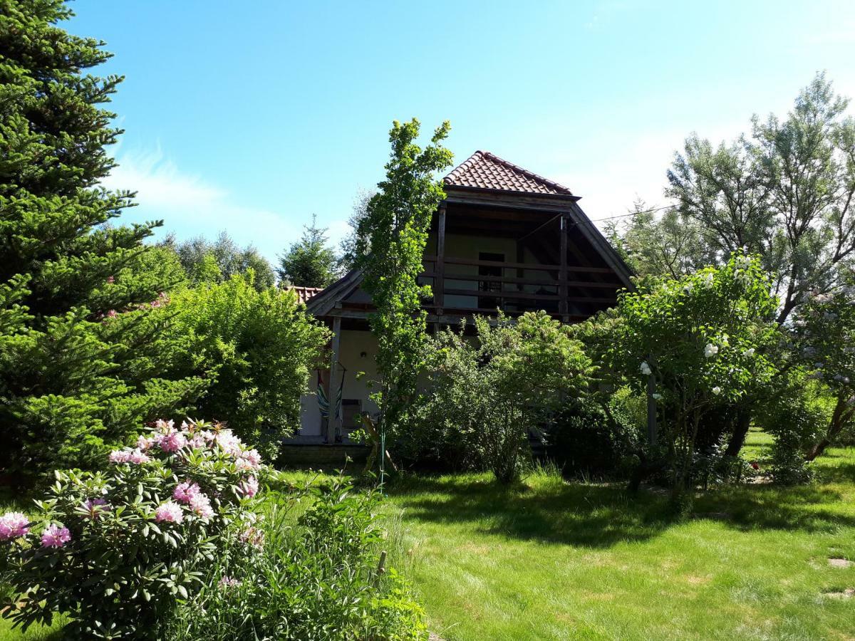 Villa Dom Kolo Rewala Paprotno Esterno foto